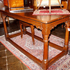 Ref. 16 - Antieke Engelse joint table