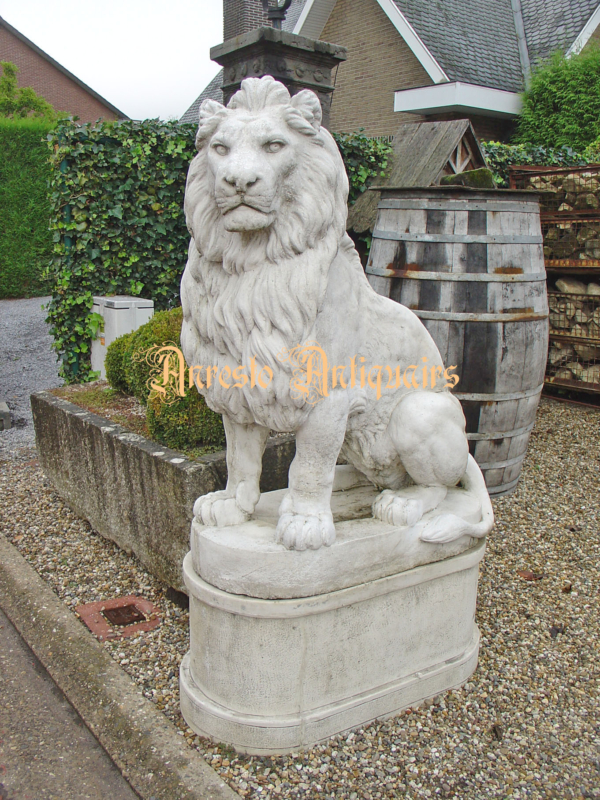 Ref. 06 – Stenen renaissance leeuwen foto 1