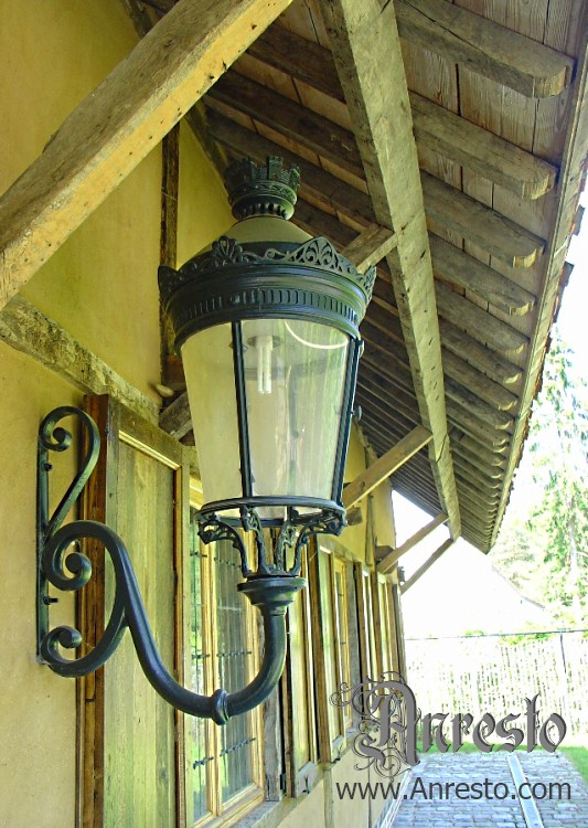 Ref. 07 – Antieke lantaarn, kasteelhoeve te koop