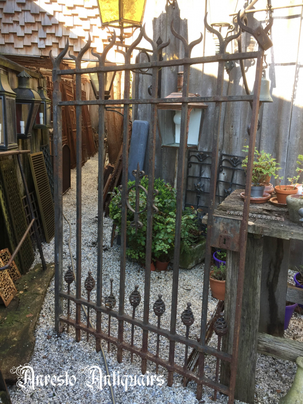 Ref. 33 – Oude smeedijzeren poort, oude ijzeren tuinpoort