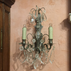 Ref. 40 – Stel van 2 antieke wandlampen behangen met glazen geslepen pegels
