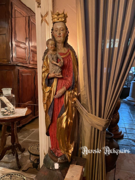 Ref. 43 – Antiek houten beeld Madonna met kind foto 1