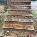 Ref. 32 – Antieke industriële ijzeren trap foto 4