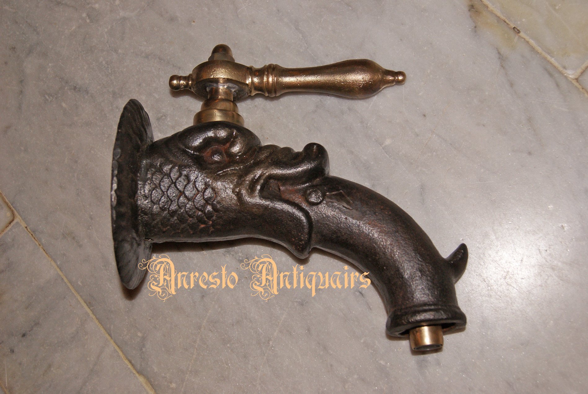 Ref. 35 – Antieke waterspuwer foto 4