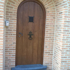 Ref. 62 – Exclusieve deur wordt op uw maat gemaakt met oud hout