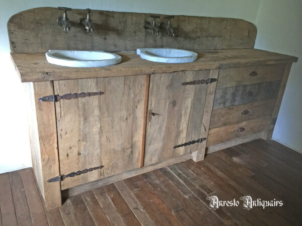 03 – Exclusieve badkamer kasten door ons op maat gemaakt