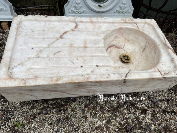 Ref. 101 – Antieke Italiaanse marmeren spoelbak