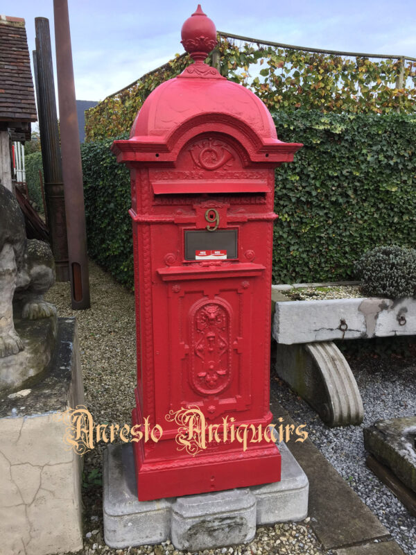 Ref. 34 – Antieke gietijzeren brievenbus, oude gietijzeren postbus