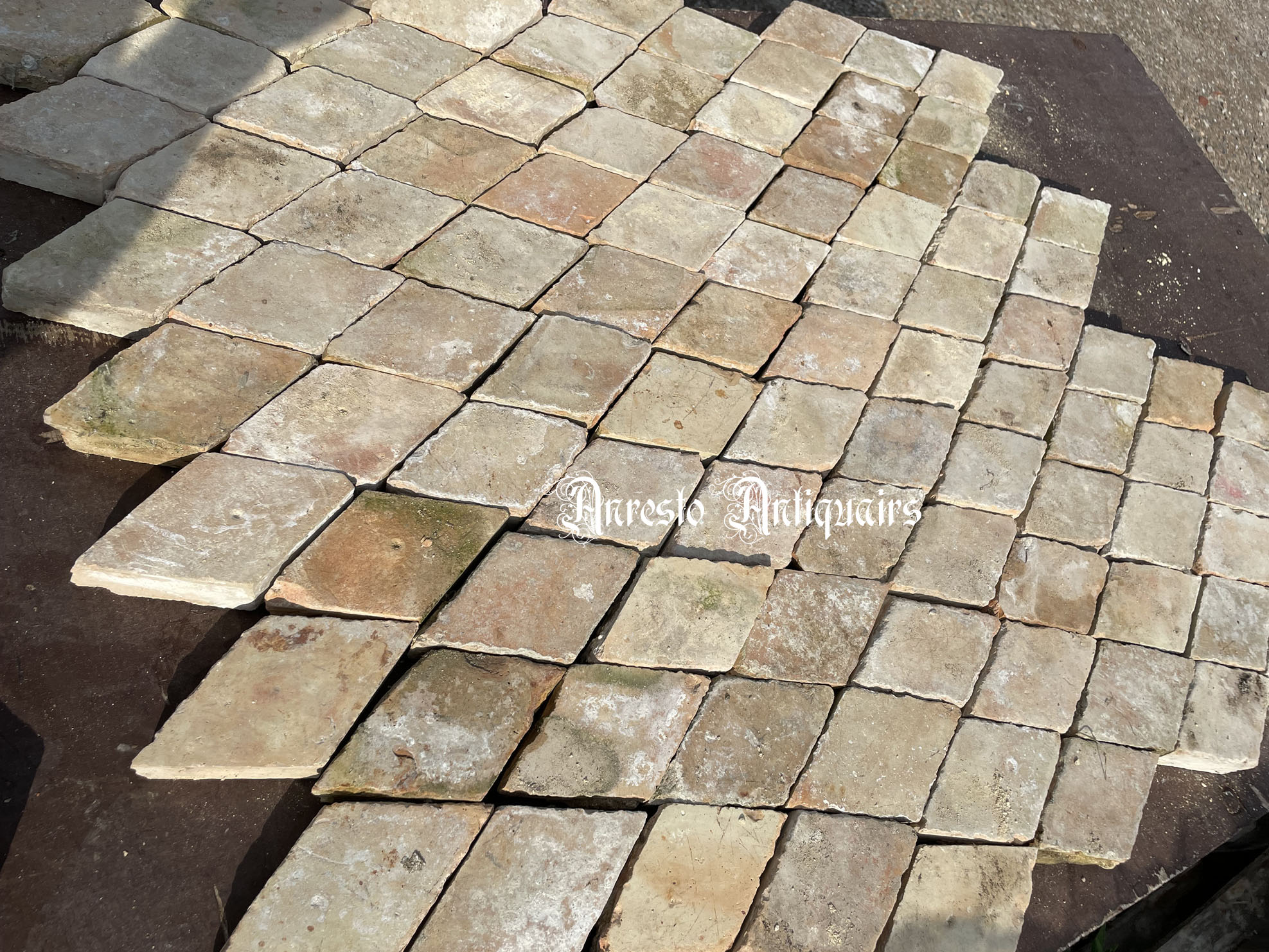 Ref. 57 – Antieke Franse terracotta ruitvormige tegels - Afbeelding 2