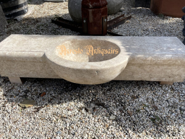 Ref. 72 – Bourgondische wasbak
