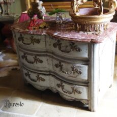 37_Commode