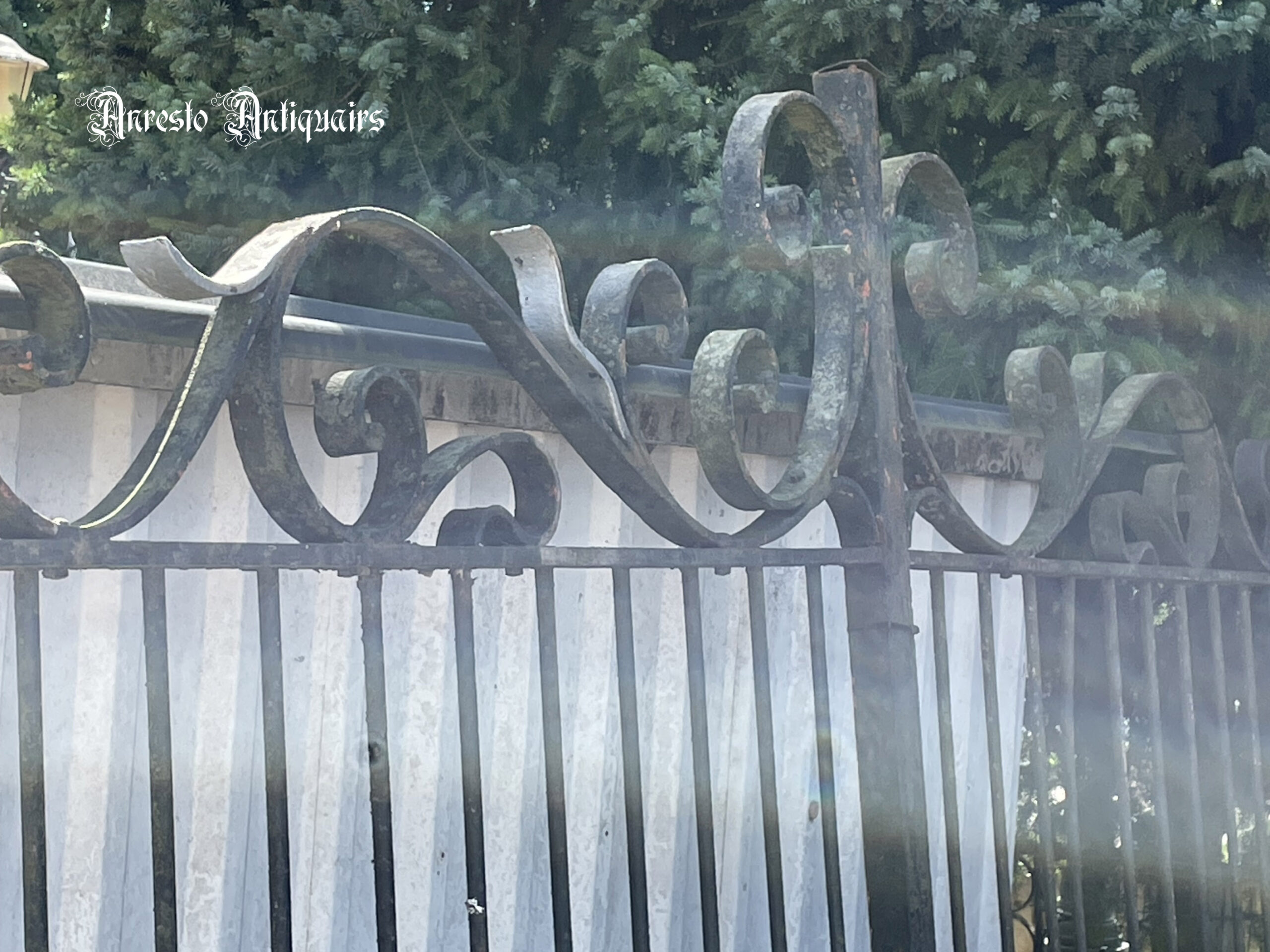 Ref. 136 – Antieke smeedijzeren kasteelpoorten foto 6