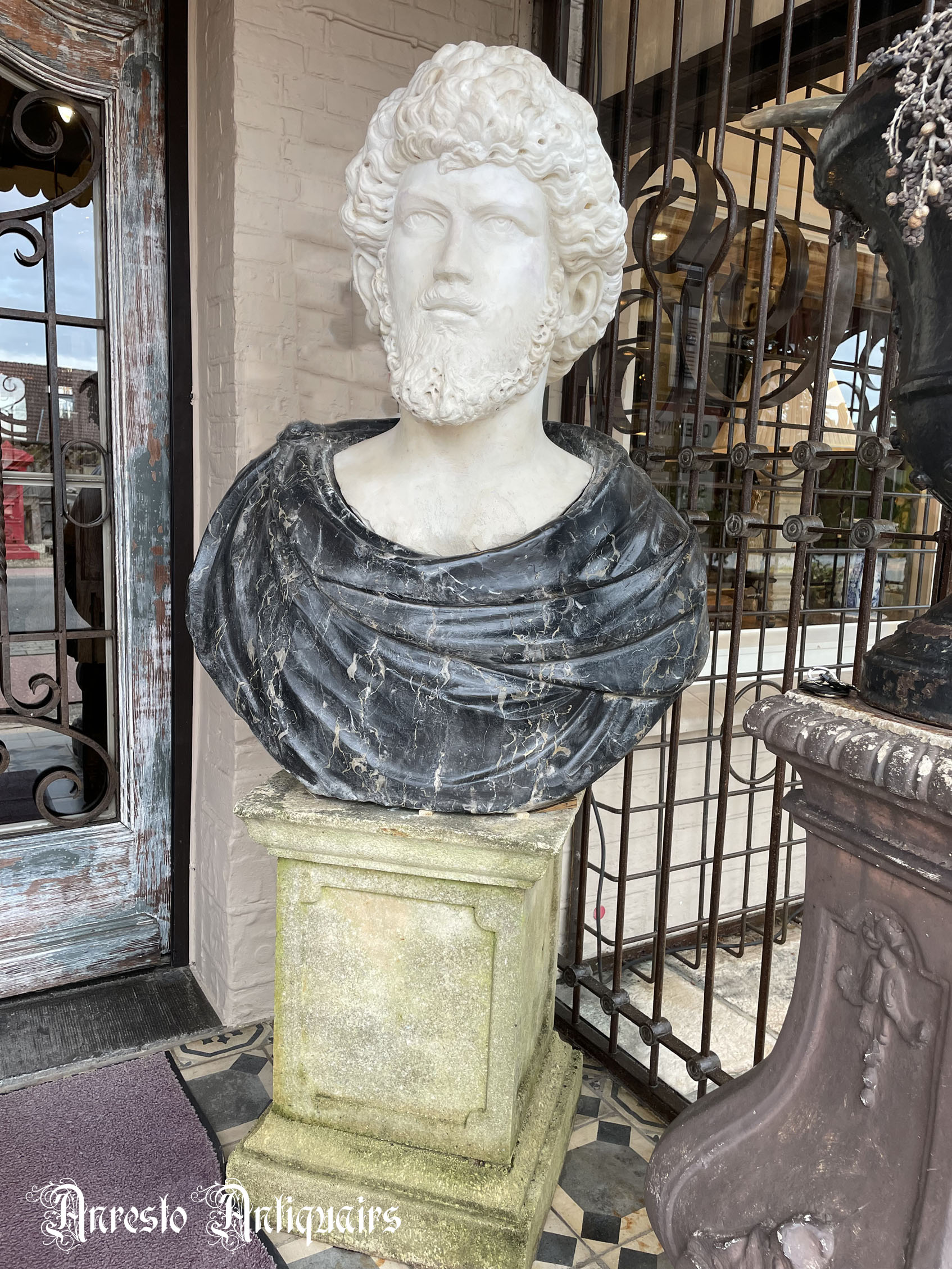 Ref. 57 – Antiek Italiaans marmeren borstbeeld foto 1