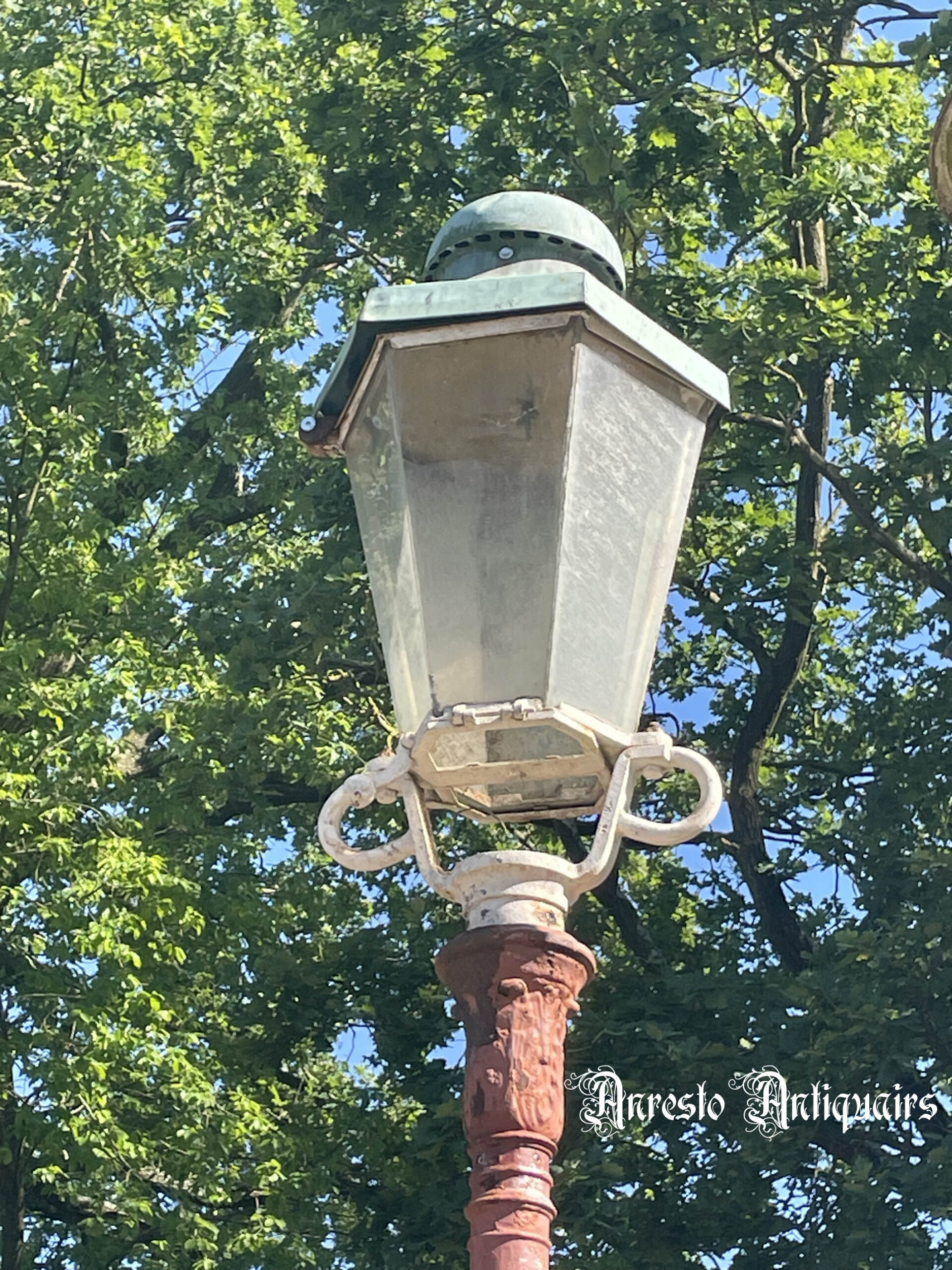 Ref. 118 – Antieke gietijzeren lantaarnpaal foto 3