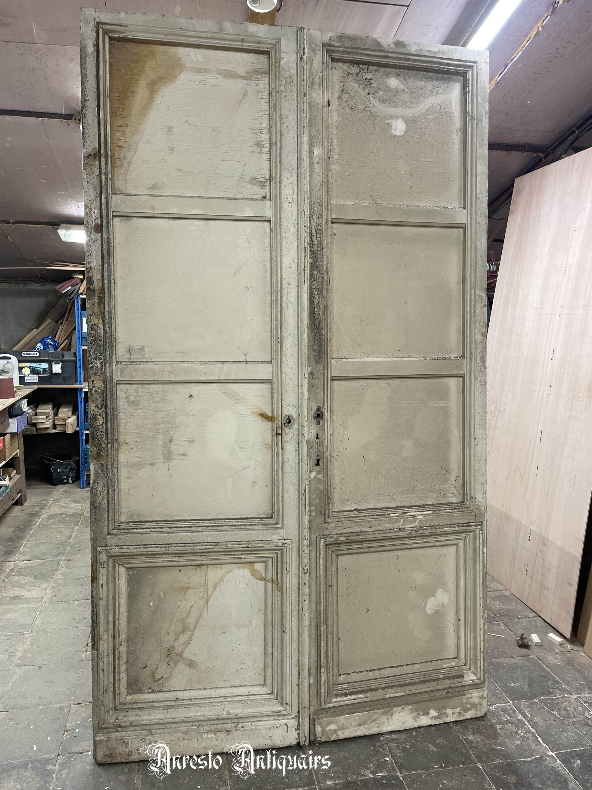 Ref. 112 – Oude Luikse grenen kasteeldeuren