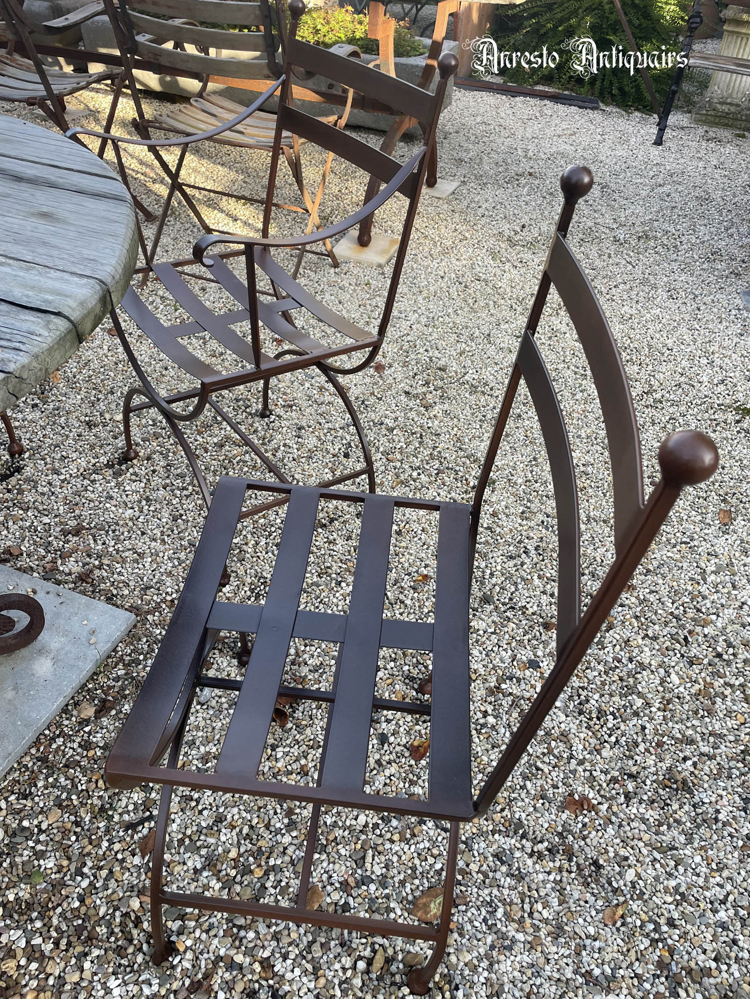 Ref. 67 – Italiaanse tuinstoel met armleuning foto 2