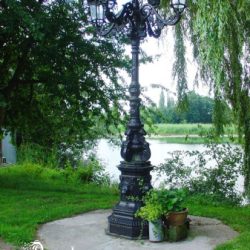 12_5_Armige_gietijzeren_lantaarnpaal_foto_1