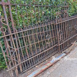 12_Antiek_landelijk_hekwerk_19de_eeuw_foto_1